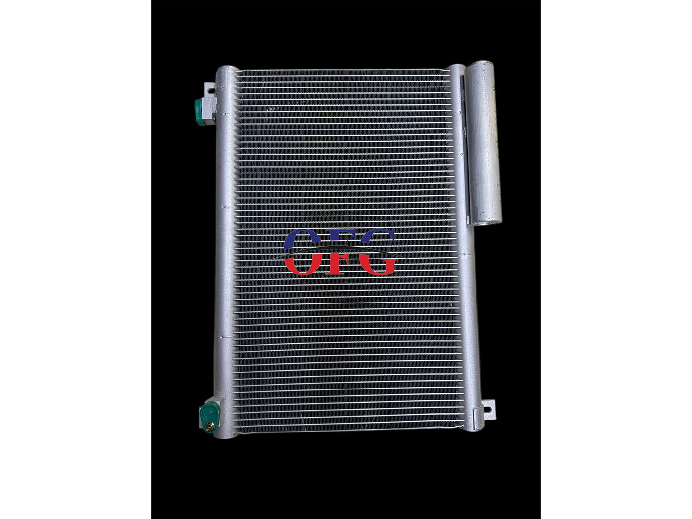 Hidromek İş Makinesi -Case- New Holland Klima Radyatörü 583*415*32